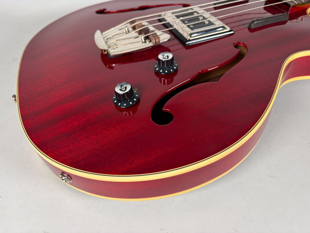 2014 Guild Newark St. Collection Starfire Bass Cherry Finish w/OHSC