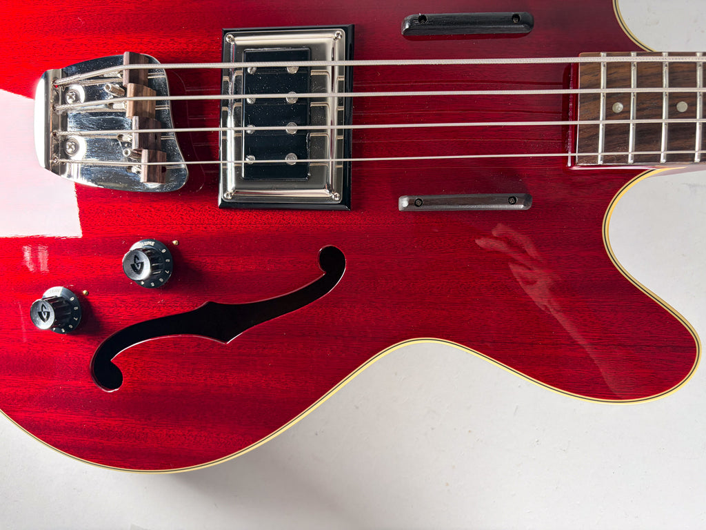 2014 Guild Newark St. Collection Starfire Bass Cherry Finish w/OHSC