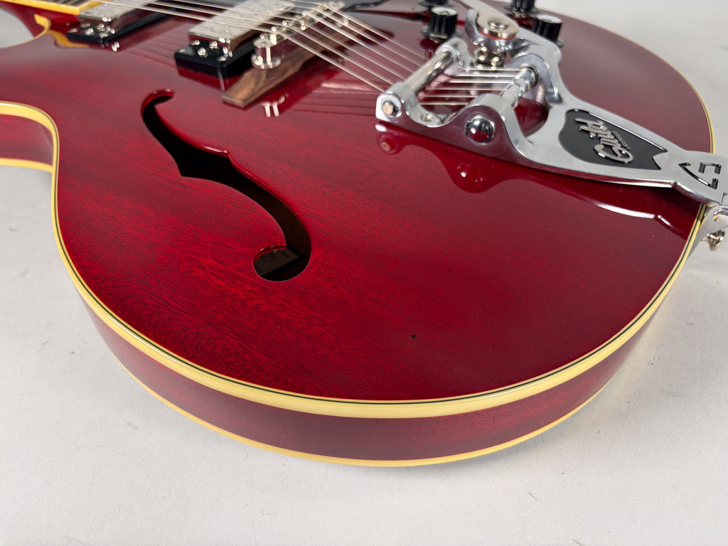 2014 Guild Newark St. Collection Starfire V Cherry Finish w/OHSC