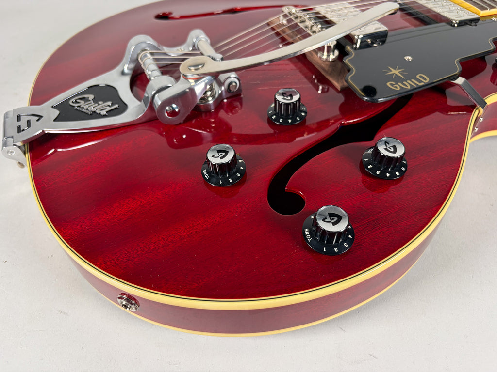 2014 Guild Newark St. Collection Starfire V Cherry Finish w/OHSC