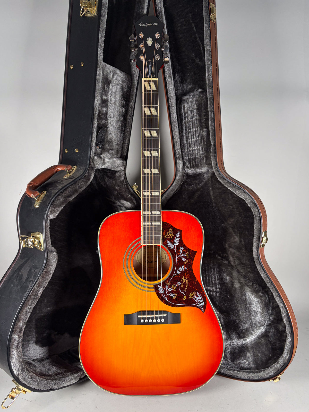 Epiphone Hummingbird Pro Faded Cherry Finish w/OHSC