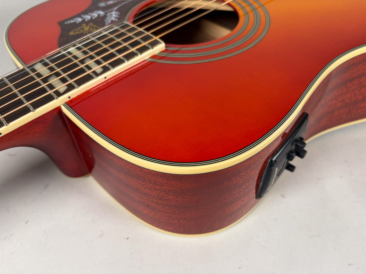 Epiphone Hummingbird Pro Faded Cherry Finish w/OHSC