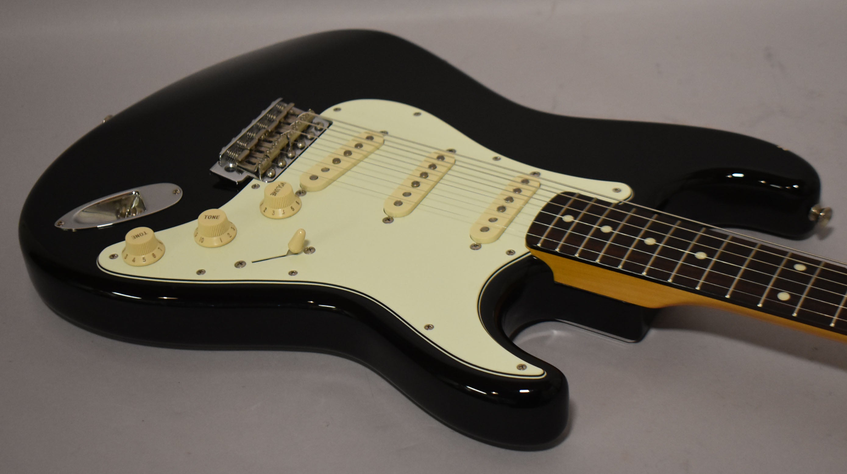 2016 Fender Japan Exclusive Classic '60s Stratocaster MIJ Black