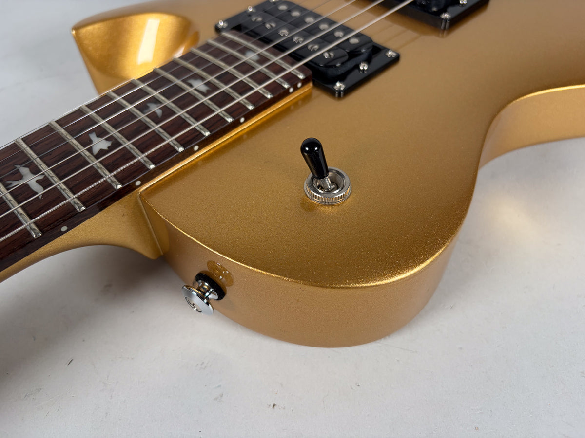 2016 PRS SE Santana Single Cut Tremolo Egyptian Gold w/Gig Bag