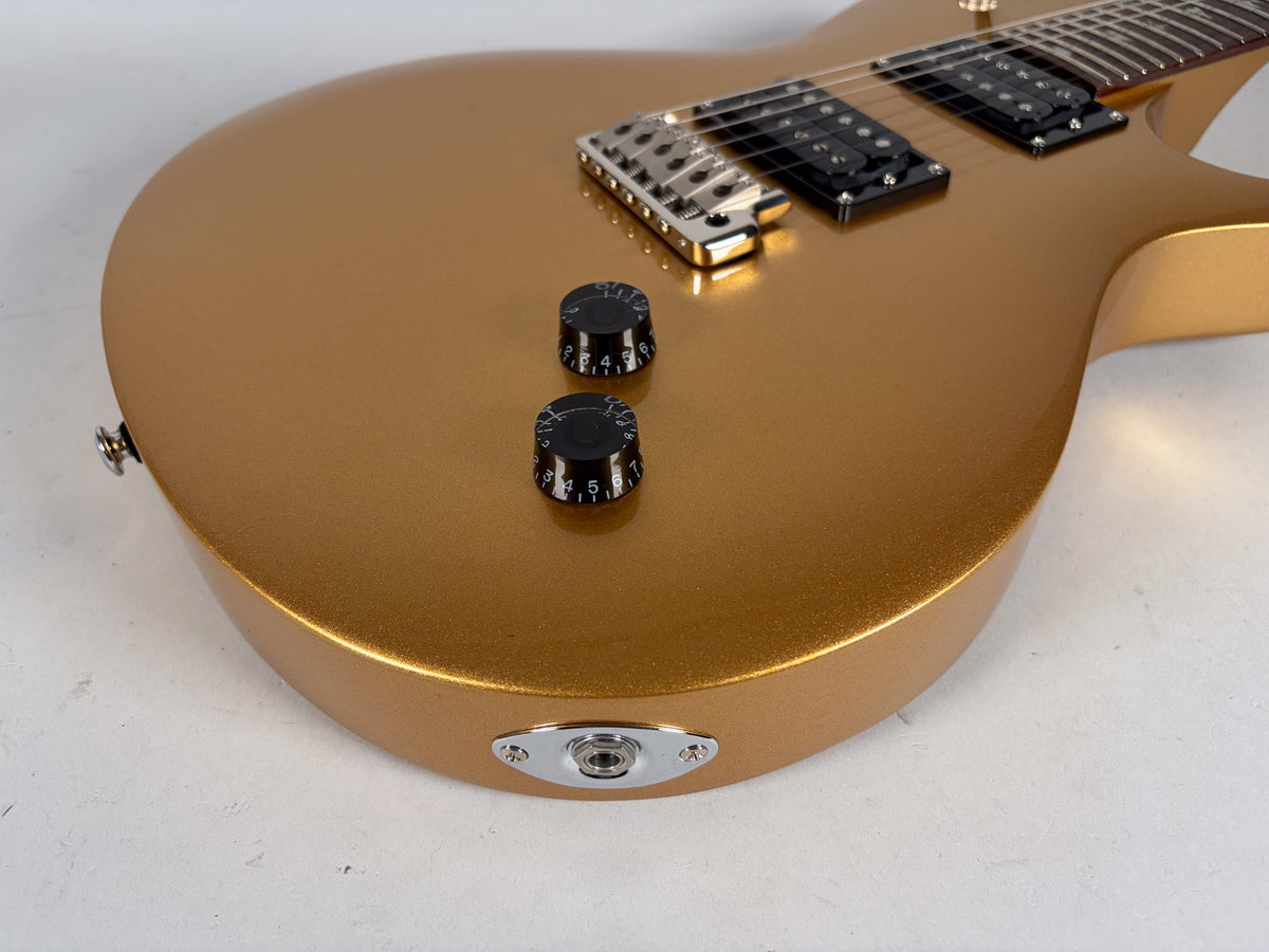 2016 PRS SE Santana Single Cut Tremolo Egyptian Gold w/Gig Bag