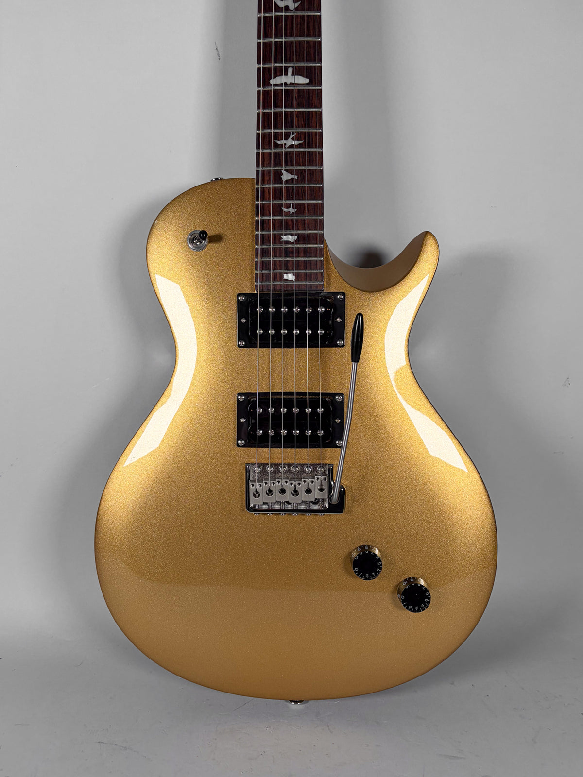 2016 PRS SE Santana Single Cut Tremolo Egyptian Gold w/Gig Bag