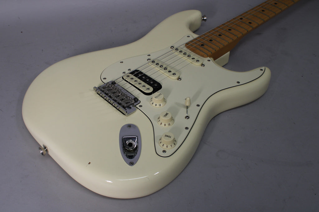 2017 Fender American Professional Stratocaster HSS Shawbucker Olympic White w/OHSC