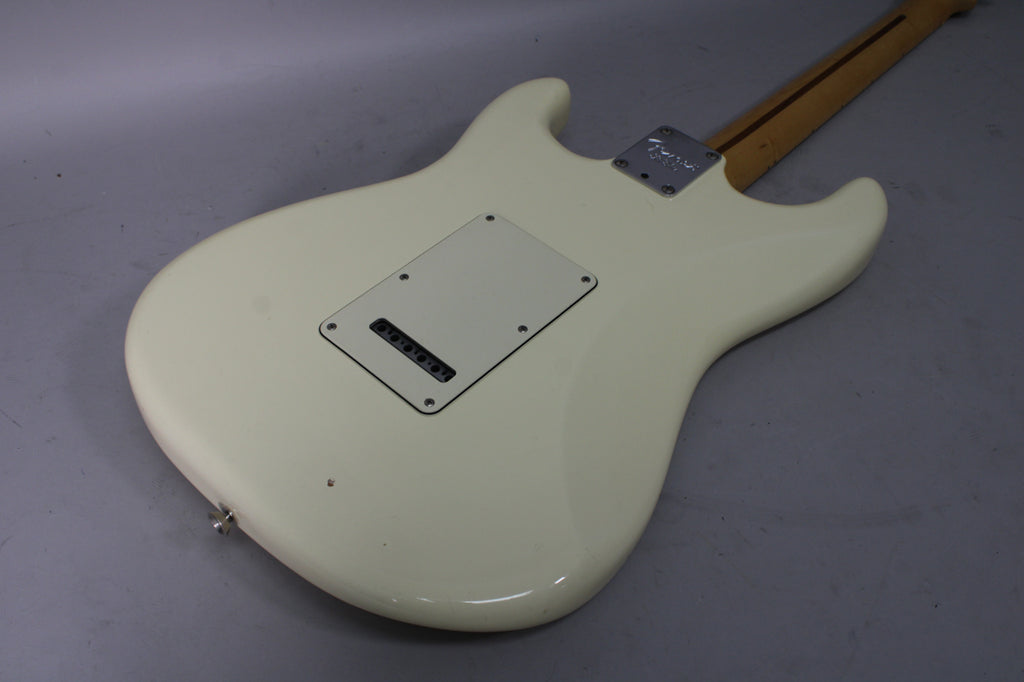 2017 Fender American Professional Stratocaster HSS Shawbucker Olympic White w/OHSC