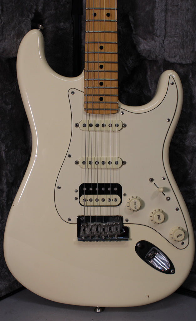 2017 Fender American Professional Stratocaster HSS Shawbucker Olympic White w/OHSC