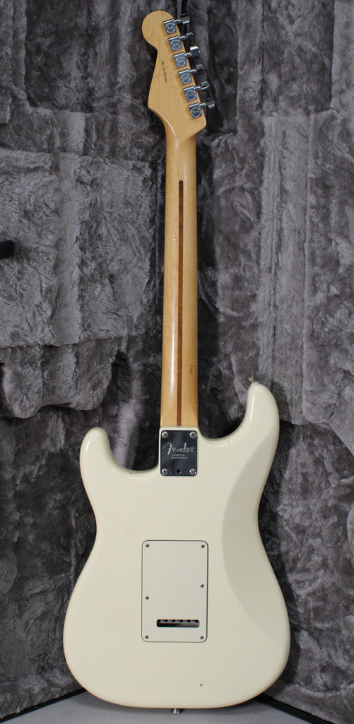 2017 Fender American Professional Stratocaster HSS Shawbucker Olympic White w/OHSC