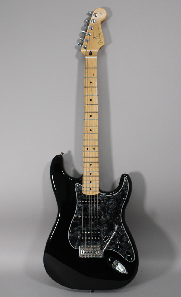 2017-Fender-Special-Edition-Standard-Stratocaster-HSS-Black-1