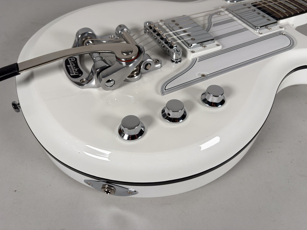 2017 Airline Map DLX White Finish Bigsby w/Gig Bag