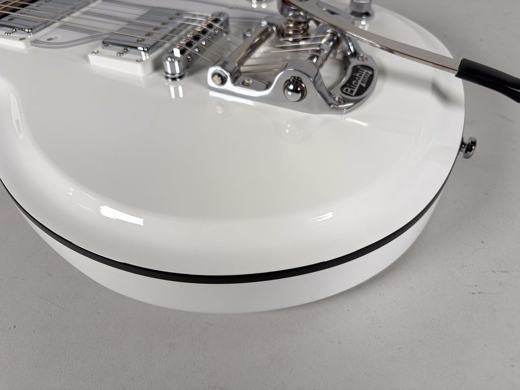 2017 Airline Map DLX White Finish Bigsby w/Gig Bag