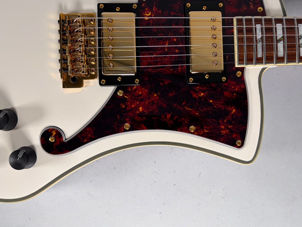2018 D'Angelico Ludlow Tremolo HH White Finish w/OHSC
