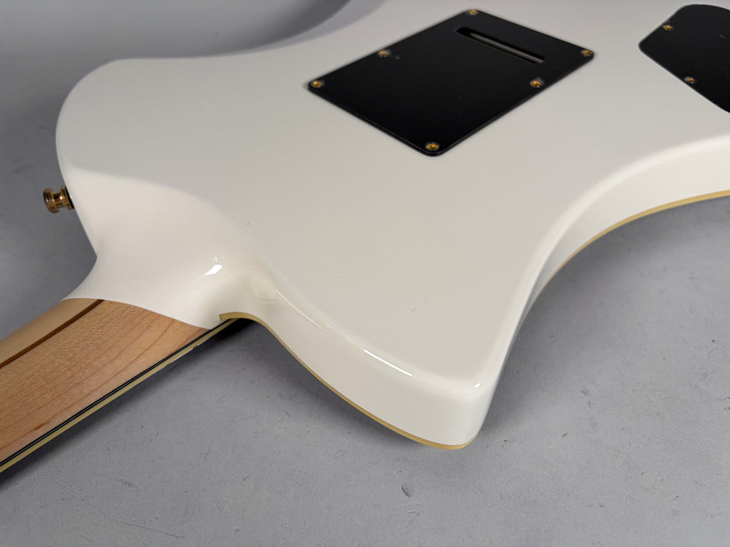 2018 D'Angelico Ludlow Tremolo HH White Finish w/OHSC