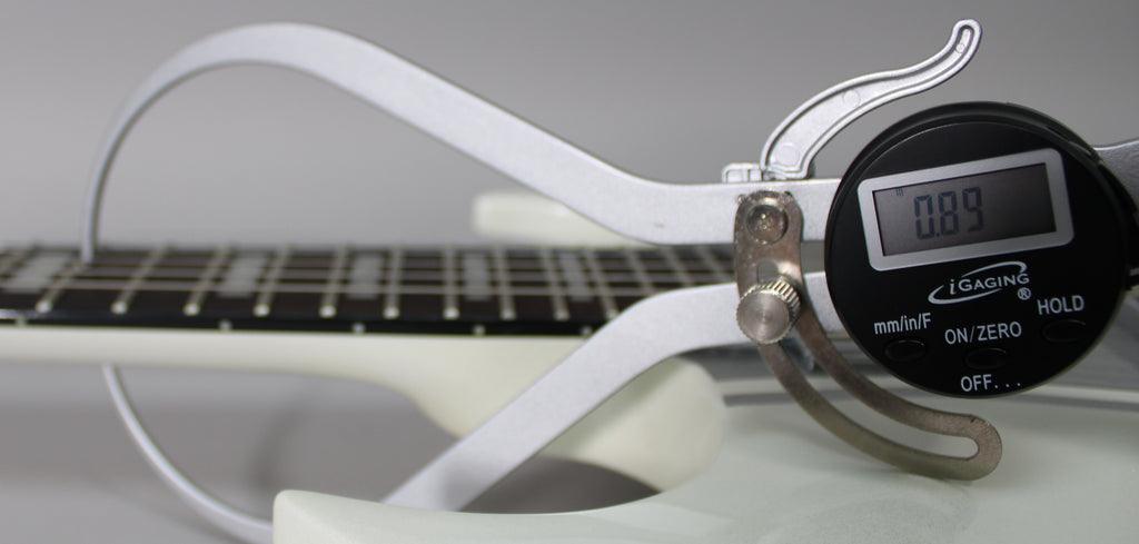 2014 Diamond Renegade ST White With Silver Stripes w/Gig Bag