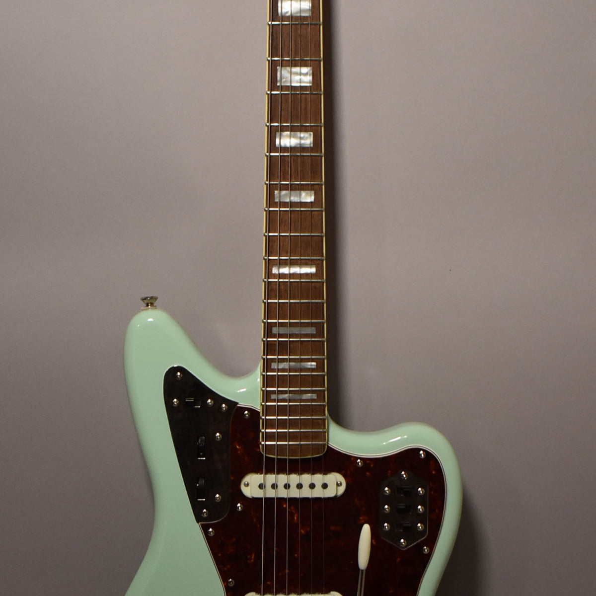 2019-Squier-Classic-Vibe-70s-
