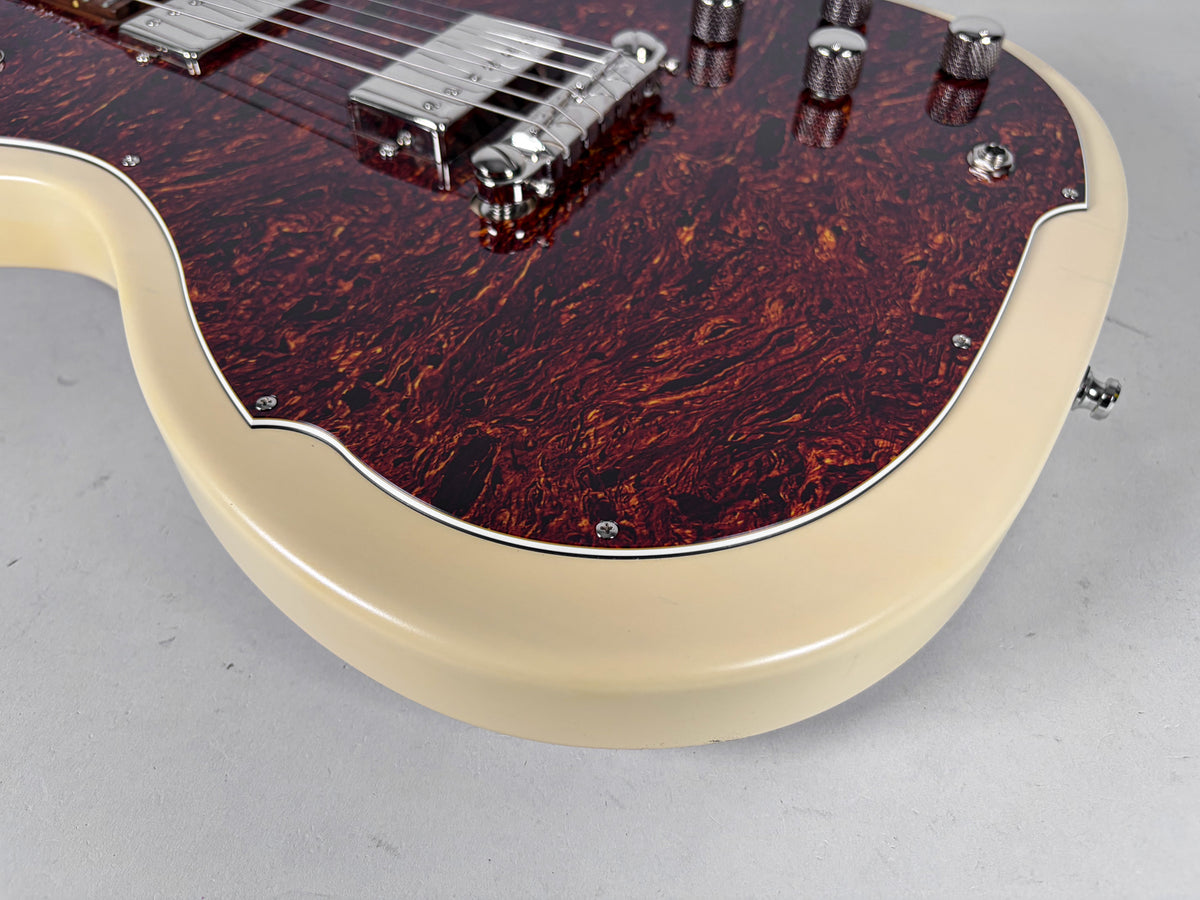2019 Godin Radiator Trans Cream Finish w/Gig Bag