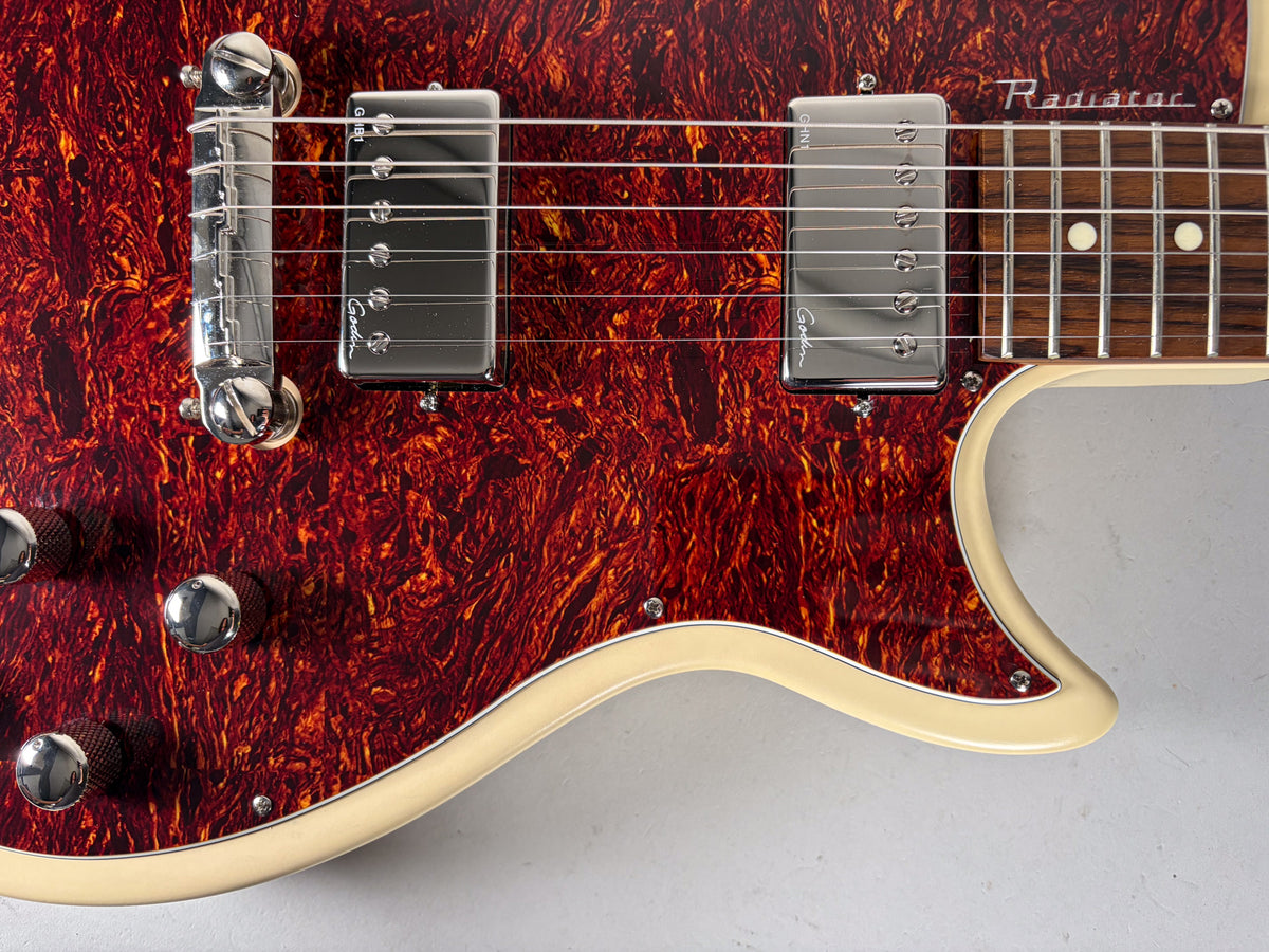 2019 Godin Radiator Trans Cream Finish w/Gig Bag