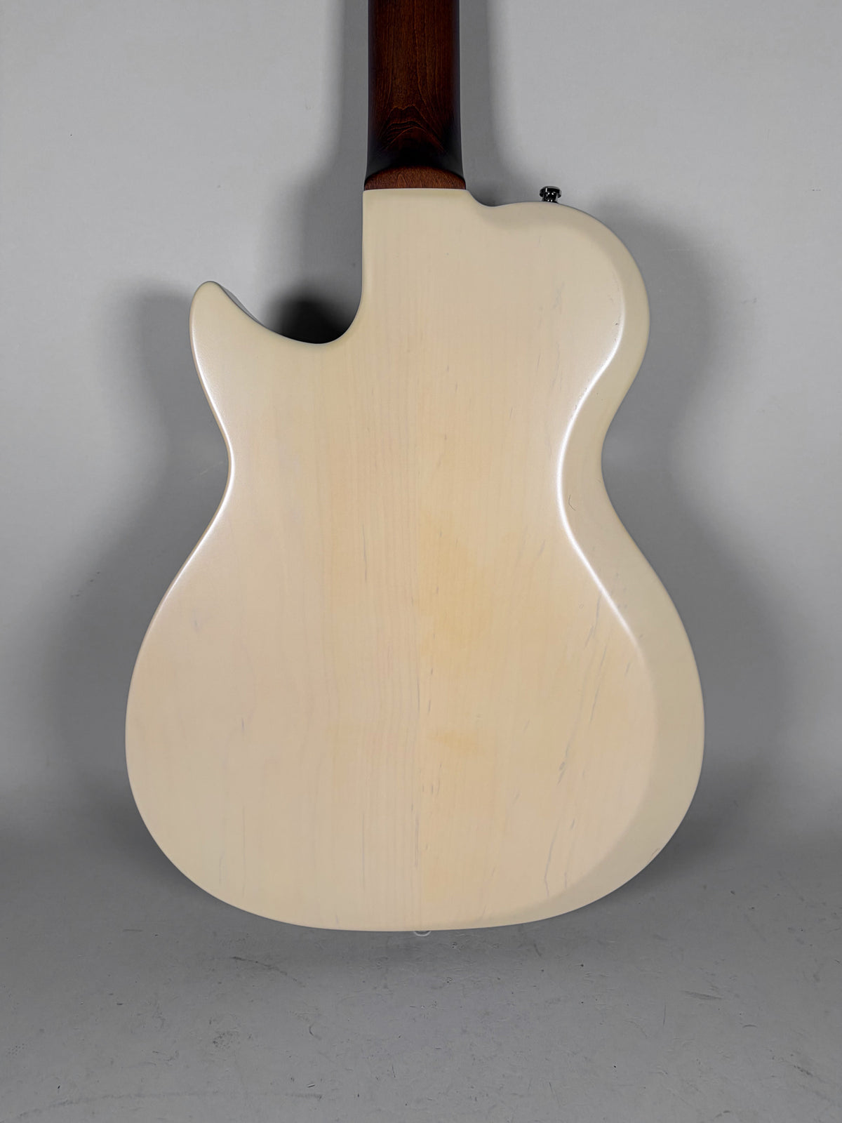 2019 Godin Radiator Trans Cream Finish w/Gig Bag