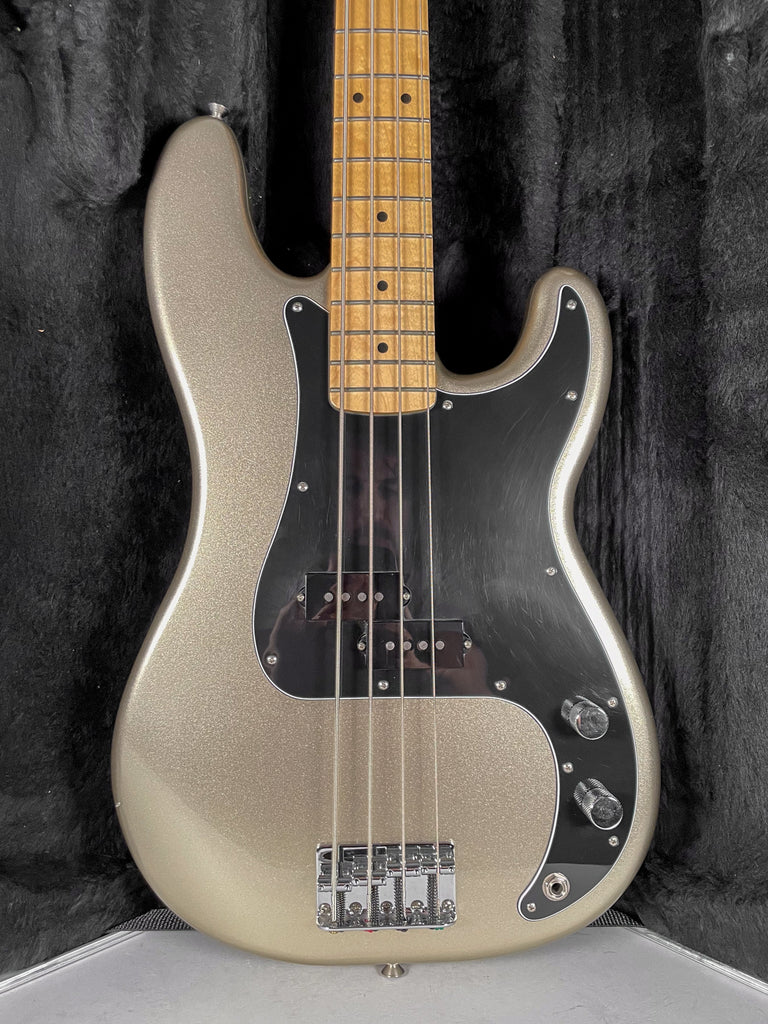 2020-fender-precision-bass-guitar-san-diego