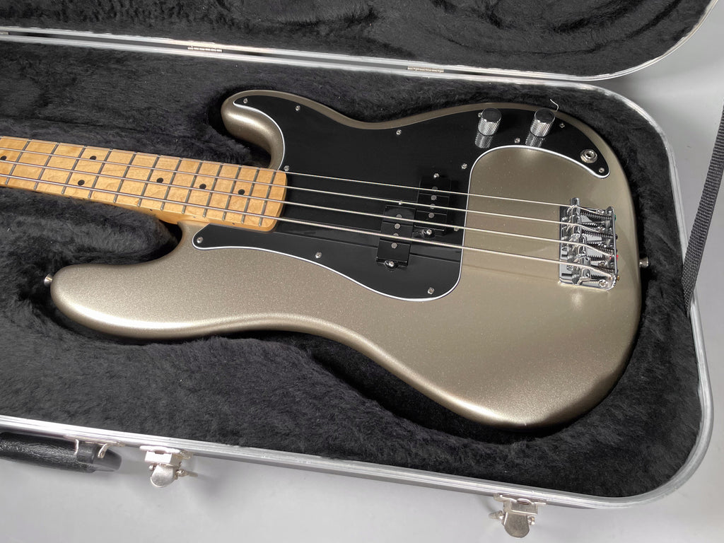 2020-fender-precision-bass-guitar-san-diego