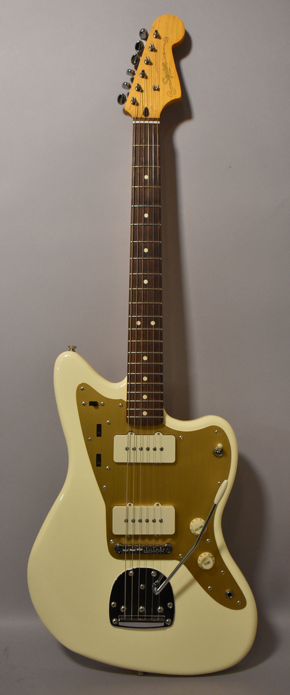 2021 Squier J Mascis Signature Jazzmaster Vintage White – Imperial