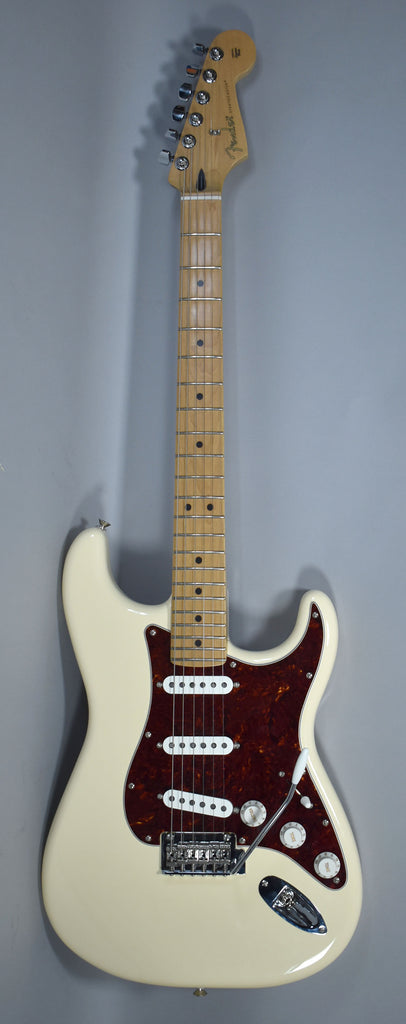 2022 Fender Player Series Stratocaster | Olympic White Finish