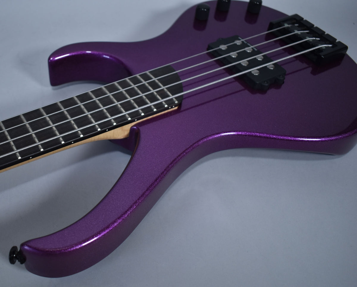 2022 Kramer Disciple D-1 Thundercracker Purple Metallic w/Gig Bag