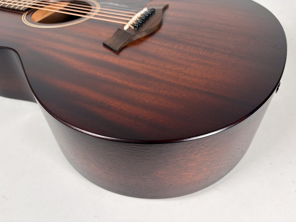 2023 Taylor AD21e American Dream Acoustic Guitar Sunburst w/OSSC