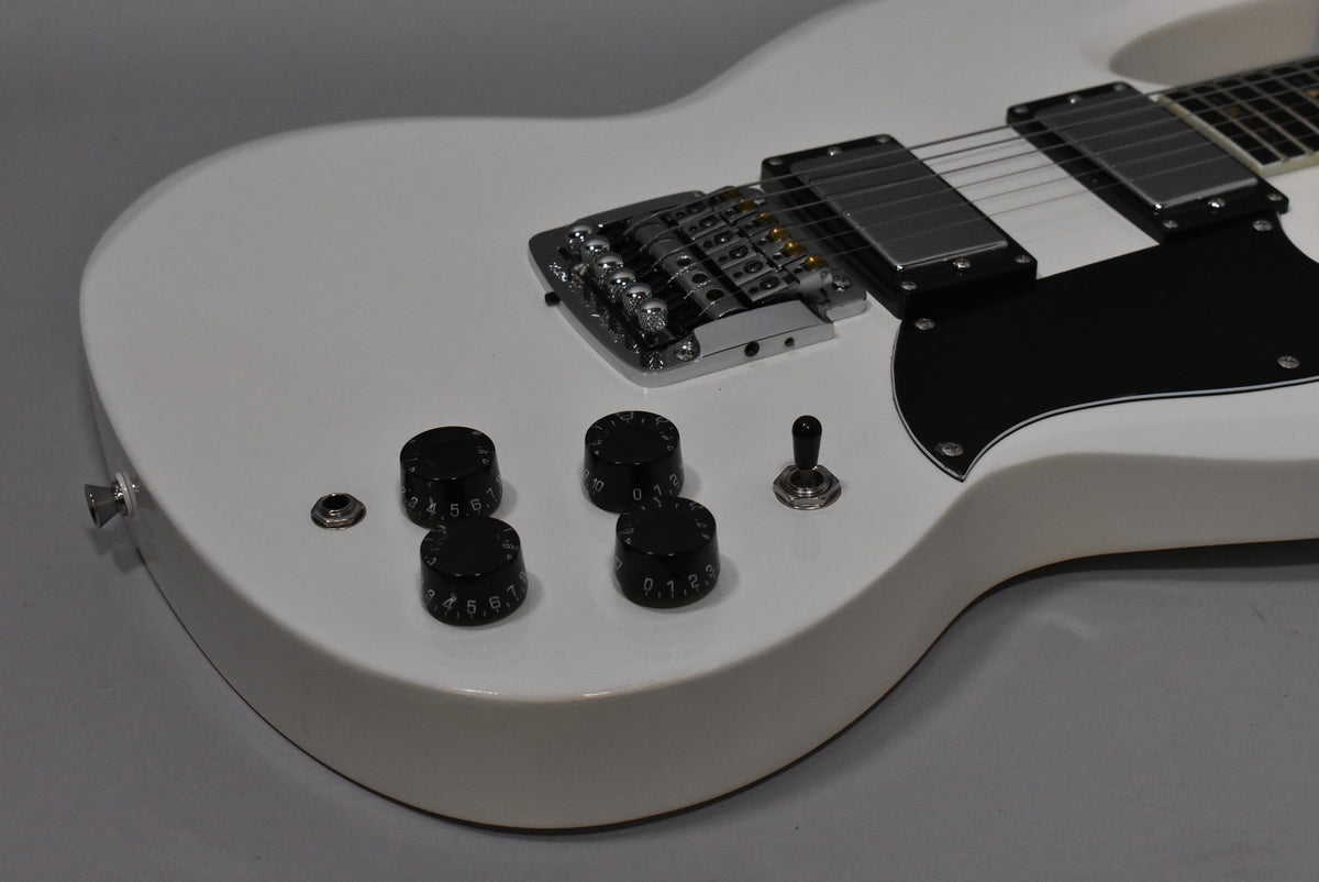 2023 Galaxy Custom Shop USA Trans Starr Gloss White w/OHSC