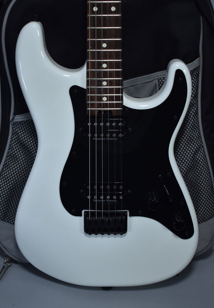 2024 Charvel Pro Mod So-Cal Style 1 HH HT Snow White w/Gig Bag