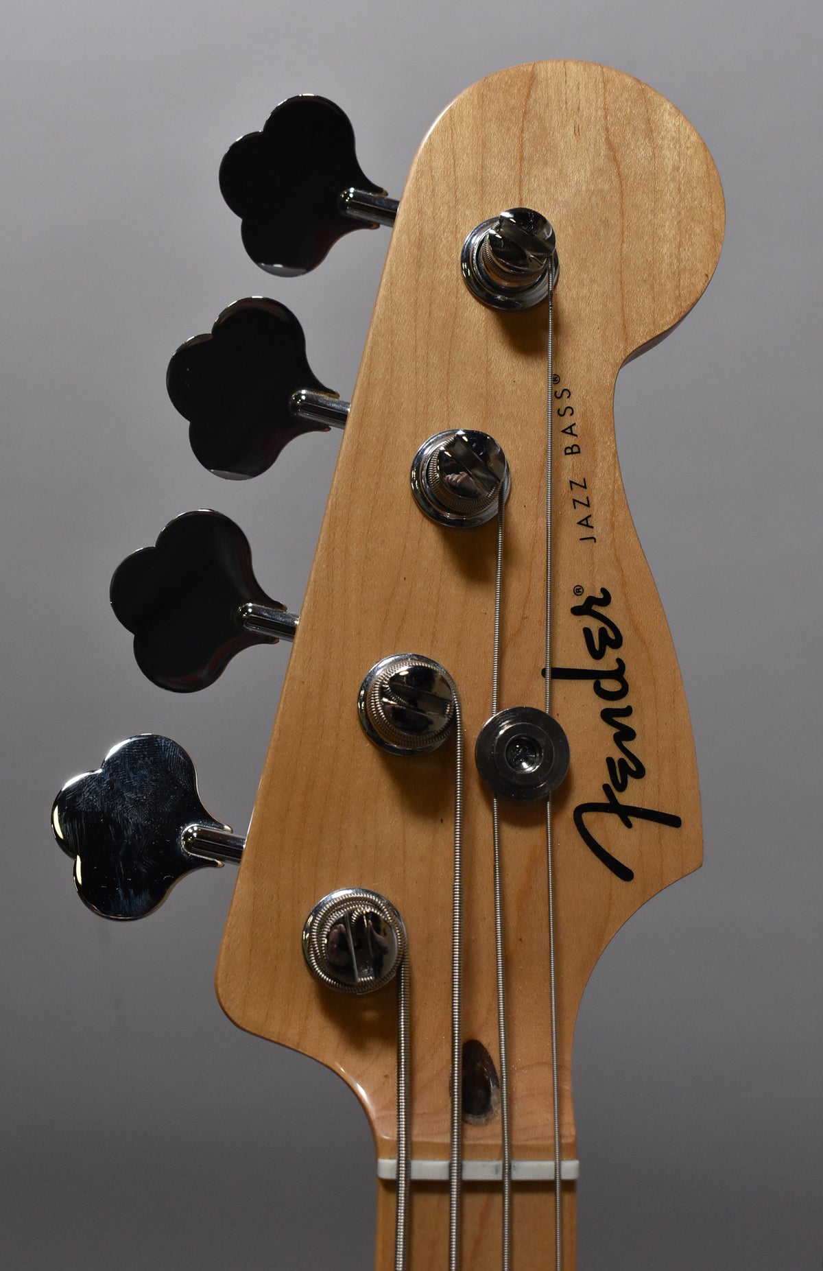 2024 Fender Standard Jazz Bass Black w/Gig Bag