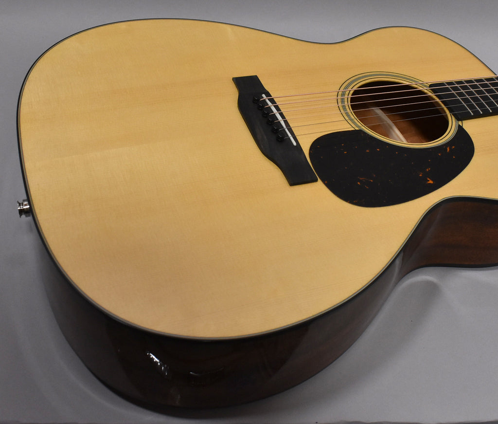 2024 Martin Custom Shop Grand Auditorium Style 18 w/OHSC
