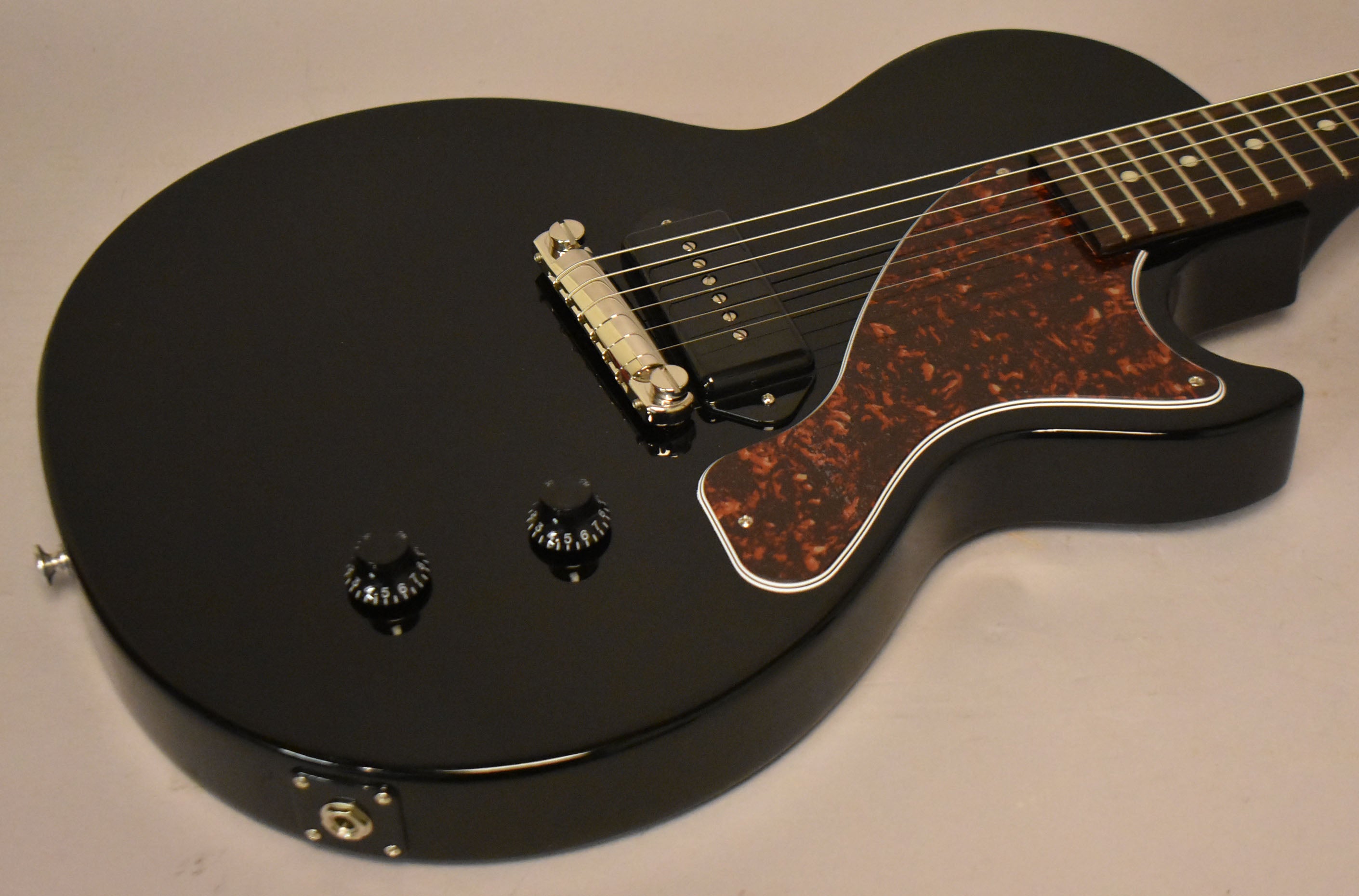 タ*シ様 【美品】Gibson USA/Les Paul Junior 2025 2025 Gibson Les Paul Junior Ebony w/OHSC – Imperial Vintage Guitars