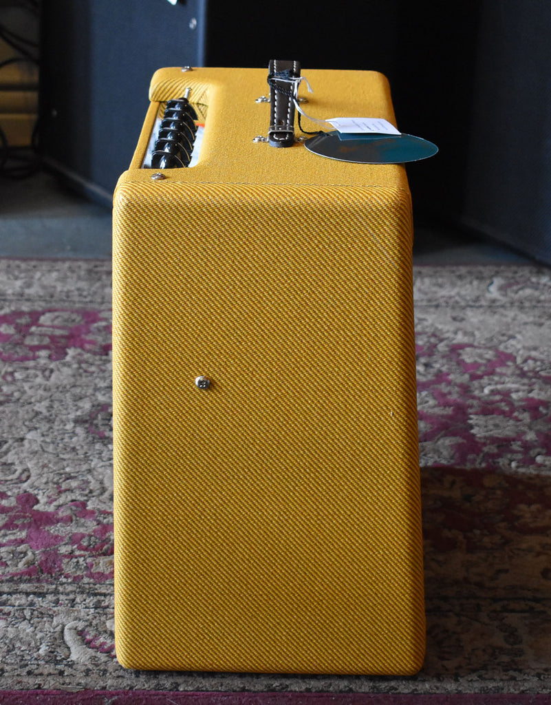 2026 Fender Blues Junior LTD Lacquered Tweed Combo Amp – Imperial