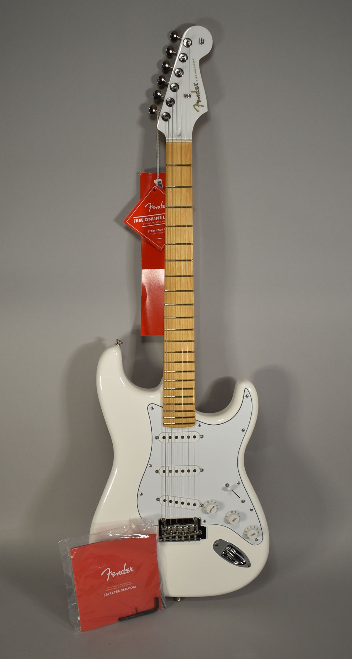 2026 Fender Limited Edition Player II Stratocaster Polar White