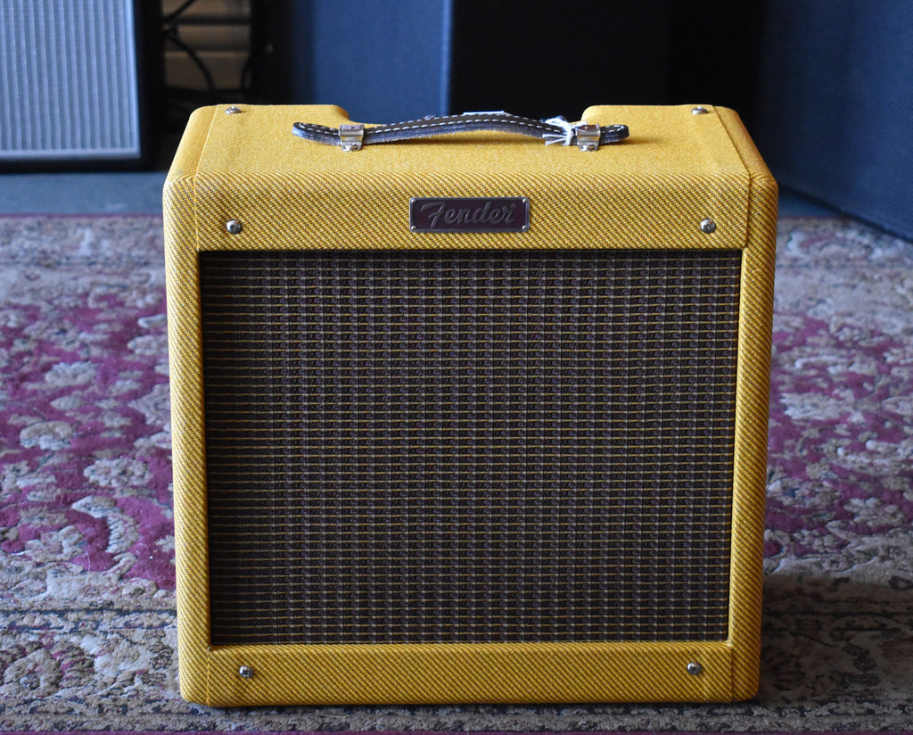 2026-Fender-Pro-Junio-IV-Tweed-Amp-Imperial-Vintage-Guitars-Sell