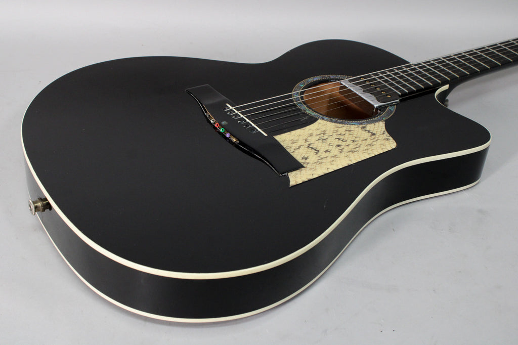 Arturo Valdez Custom Made Acoustic-Electric Thinline Black w/OHSC