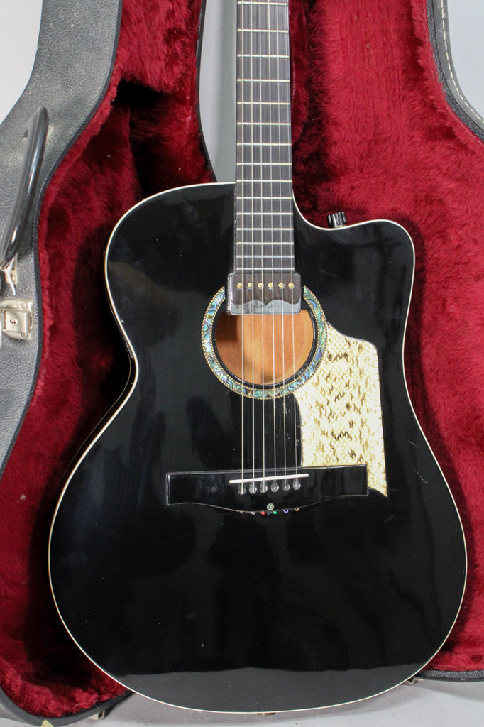 Arturo Valdez Custom Made Acoustic-Electric Thinline Black w/OHSC