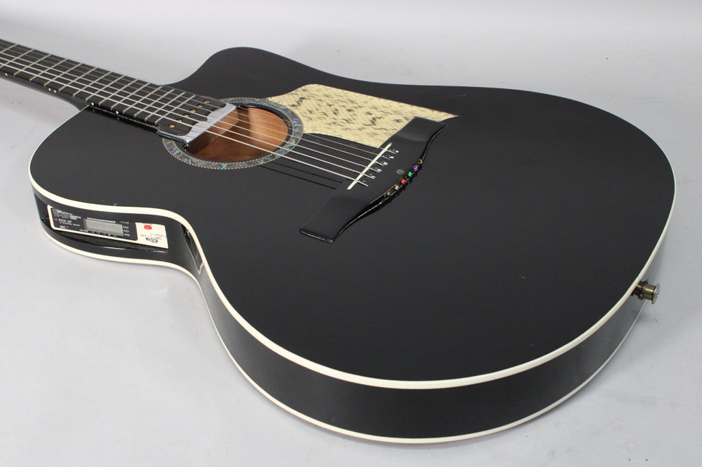 Arturo Valdez Custom Made Acoustic-Electric Thinline Black w/OHSC