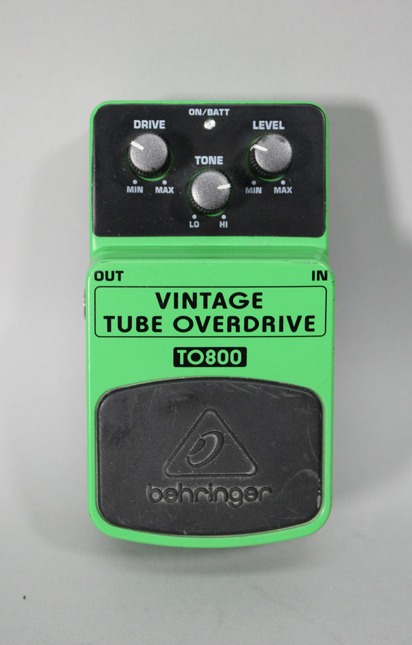 Behringer-TO800-Vintage-Tube-Overdrive-1