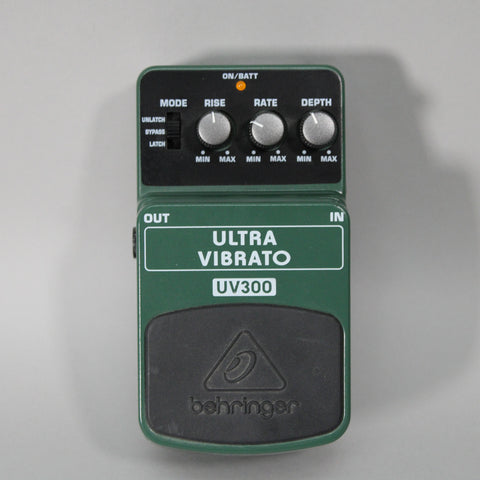 Behringer-Ultra-Vibrato-UV300-1