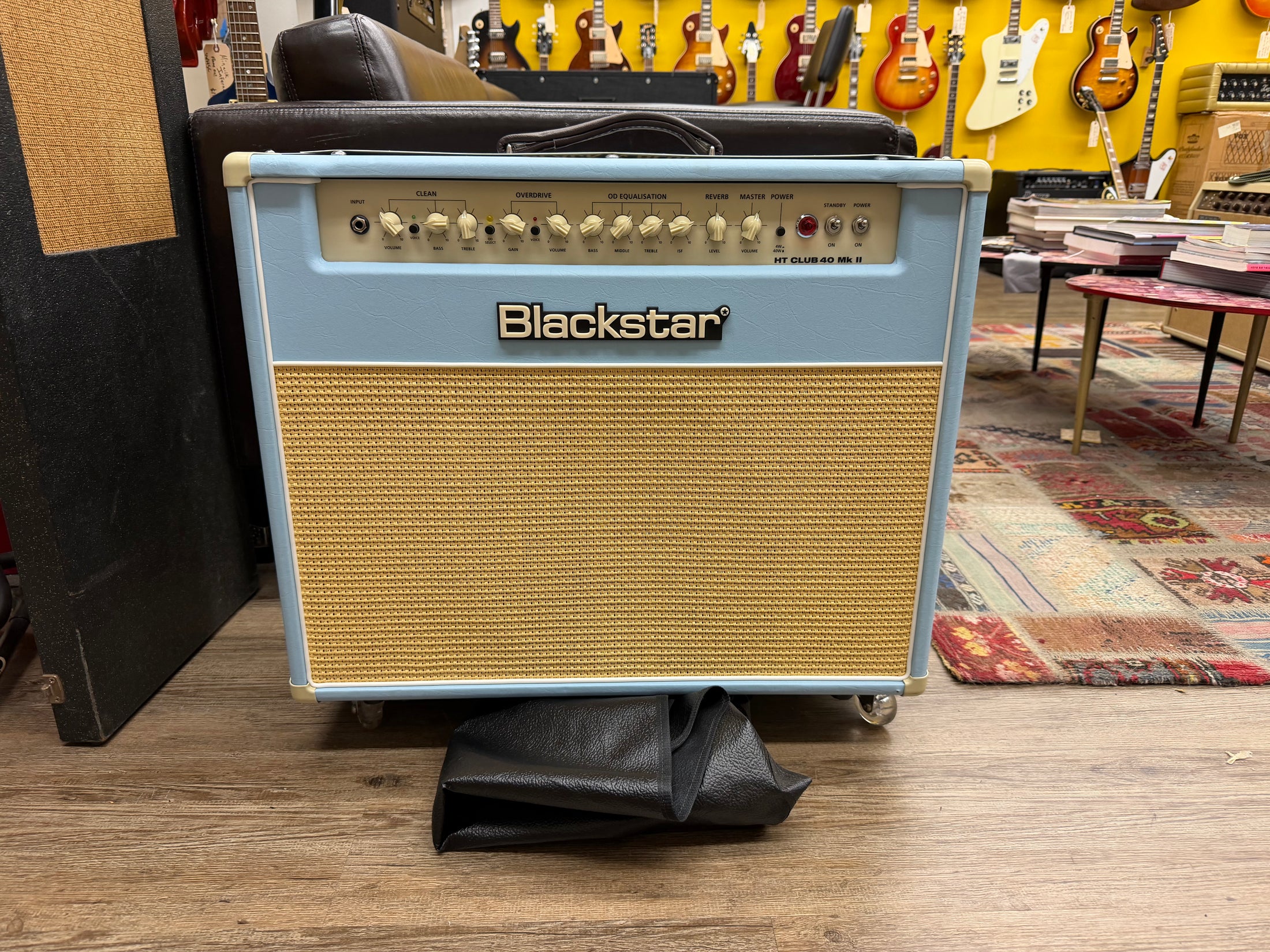Blackstar HT Club 40 MkII Special Edition Black And Blue w/ Cover