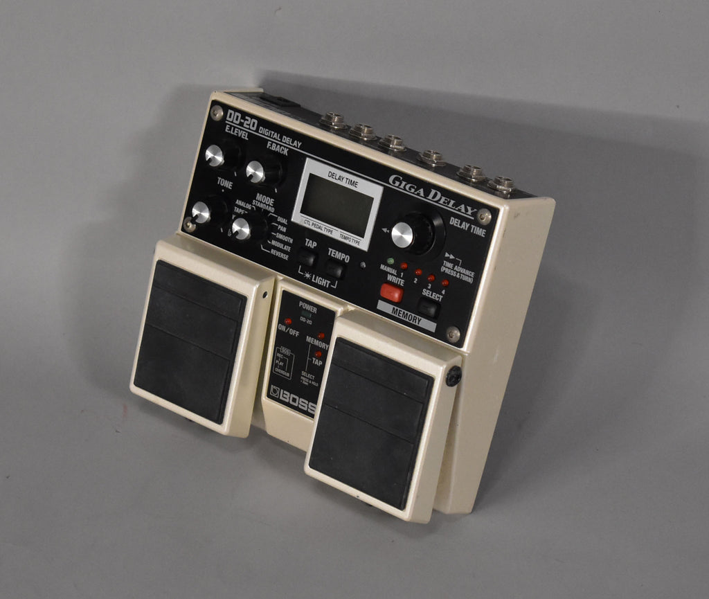 Boss-DD-20-Giga-Delay-Imperial-Vintage-Guitars-Sell