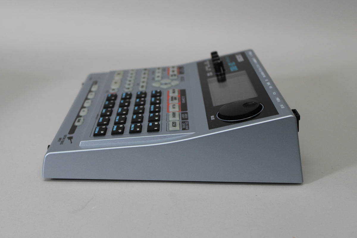 Boss DR-880 Dr. Rhythm Drum Machine w/ Box
