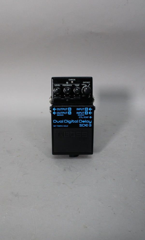 Boss-Dual-Digital-Delay-SDE-3-1