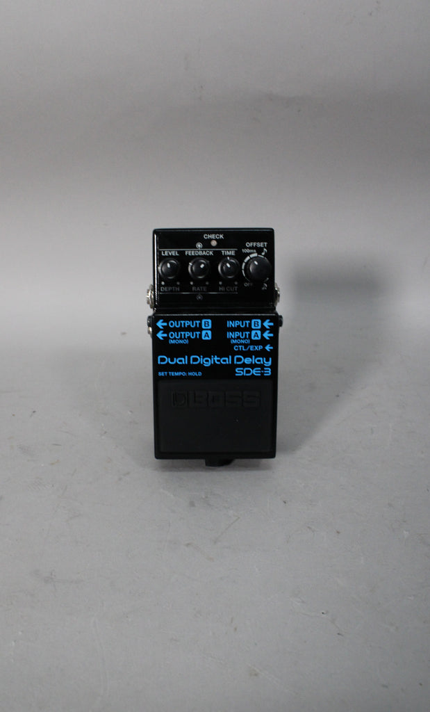 Boss-Dual-Digital-Delay-SDE-3-1