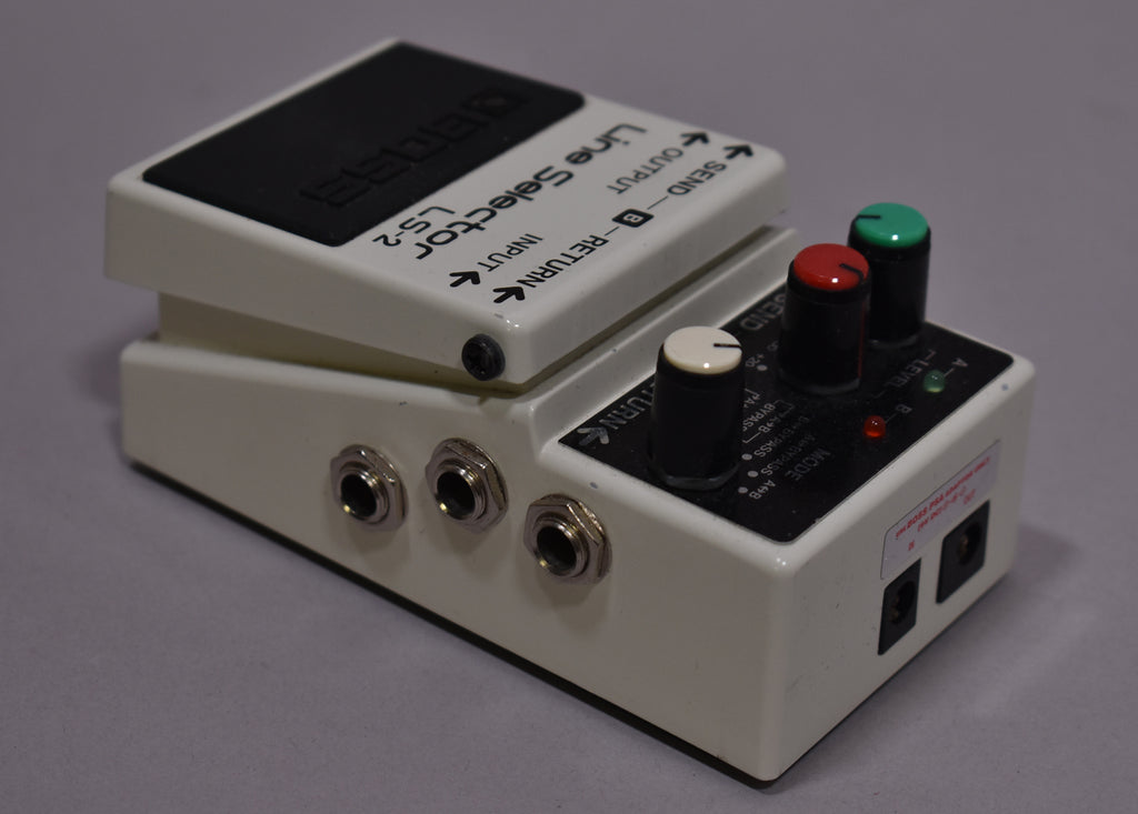 2000s Boss LS-2 Line Selector Pedal White MIT Taiwan