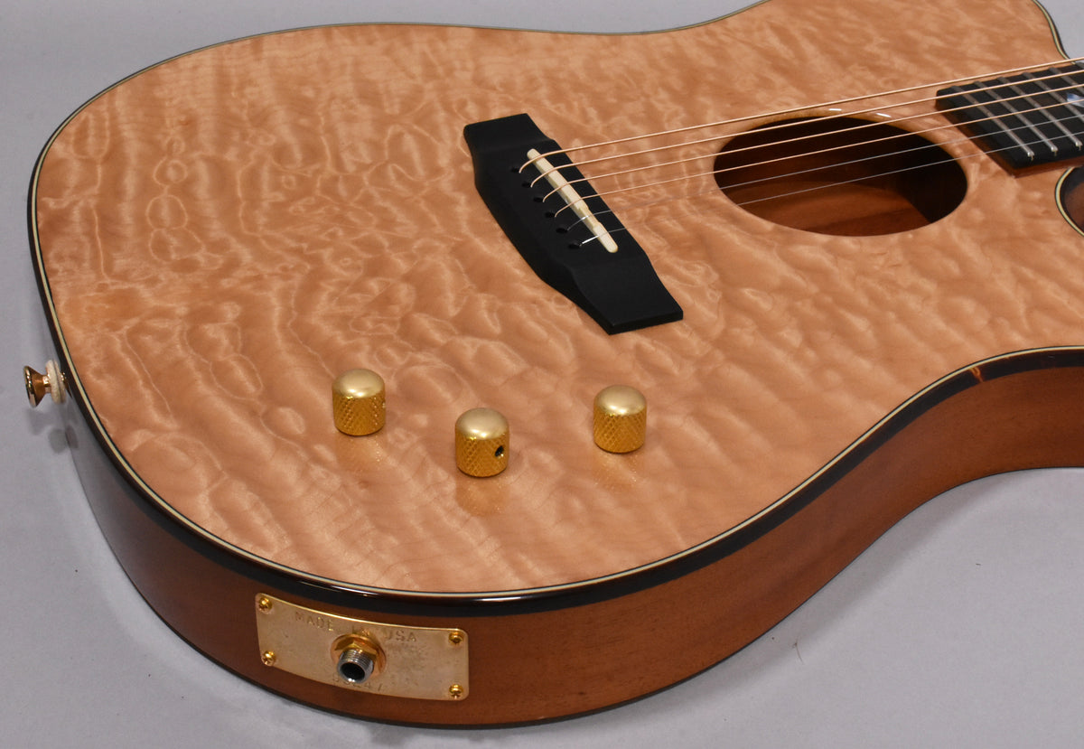 2000s Carvin CC-275 Craig Chaquico Signature Thinline Acoustic-Electric Natural w/OHSC